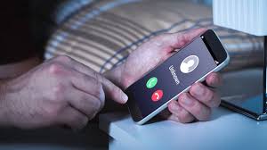 Recibes mensajes o llamadas que no hiciste